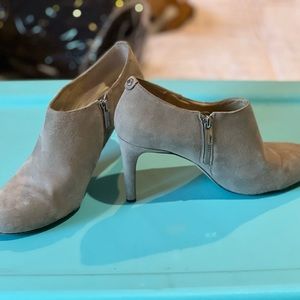 Micheal Kors booties